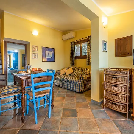 Allegra Panoramica 150 Mt Dal Mare