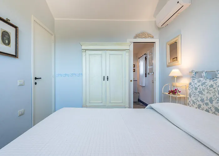 Allegra Panoramica 150 Mt Dal Mare * 西缪斯