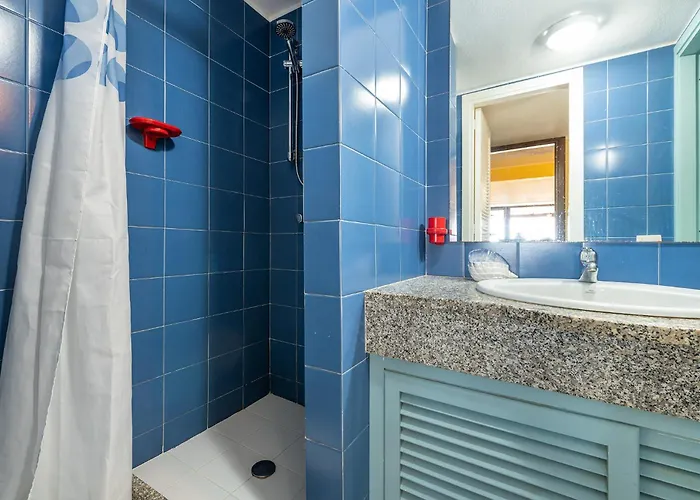 Allegra Panoramica 150 Mt Dal Mare *